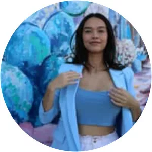 Vinessa Vidotto - Actress - Whois - xwhos.com