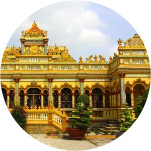 vinh trang pagoda bãi biển tân thành
