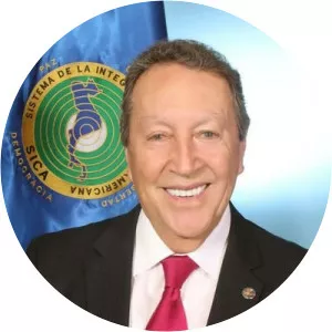 Vinicio Cerezo Arévalo