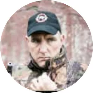 VINNIE JONES: RUSSIA'S TOUGHEST