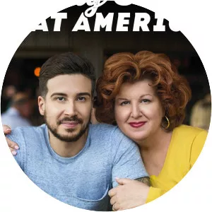 Vinny & Ma Eat America - TV program