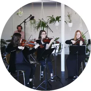 Violents & Monica Martin