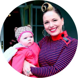 Violet Kathleen Higham photograph