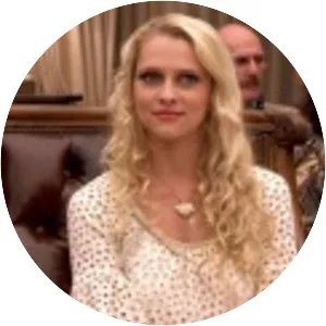 Violet Nottingham - Fictional character