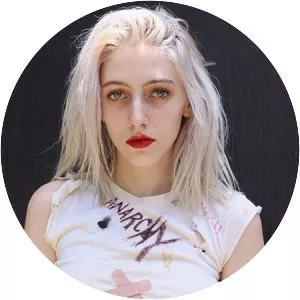 Violet Paley - Film actor