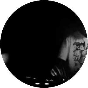 Violetshaped - Musical group