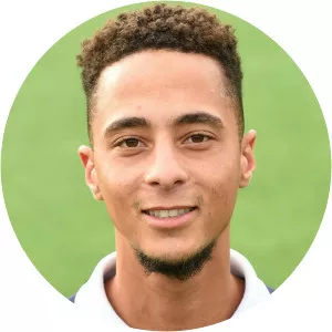 Virgil Tjin-Asjoe - Football player