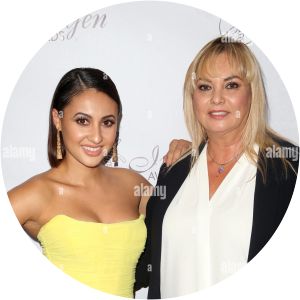 Virginia Almendarez photograph