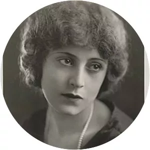 Virginia Brown Faire