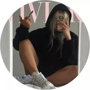 Vivi K - Musical artist