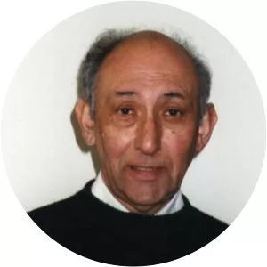 Vivian Moses - Author