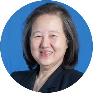 Vivian Que-Azcona - President of Mercury Drug