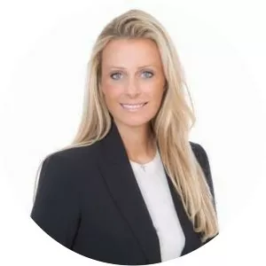 Vivian Spohr - Executive ‧ Carsten Spohr's wife