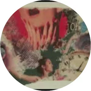 Vivien Savage - French singer-songwriter