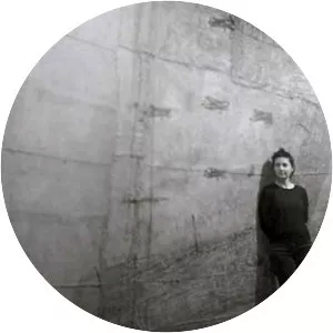 Vivienne Koorland - Author