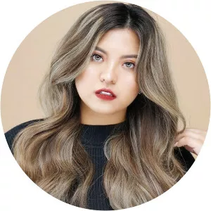 Viy Cortez - YouTuber