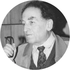 Vladimir Markovich Entov - Mathematician