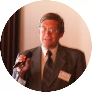 Vladimir Mikhaylovich Alpatov - Russian linguist