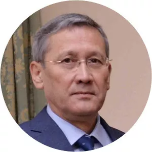 Vladimir Zhumakanov - Military officer