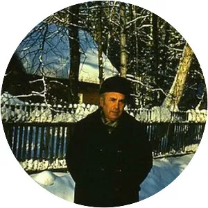 Vladlen Bakhnov - Poet