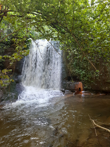 Vodospad Pid Skelyamy