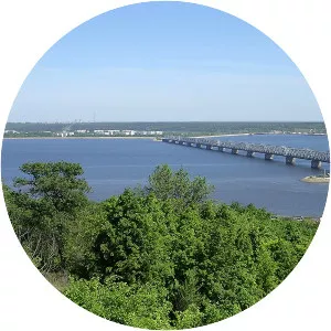 Volga River (İdil Nehri)