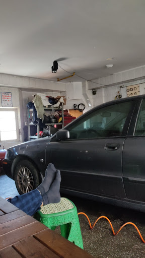 Volvo Saab - Auto repair shop in Maslak