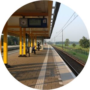 Voorschoten railway station