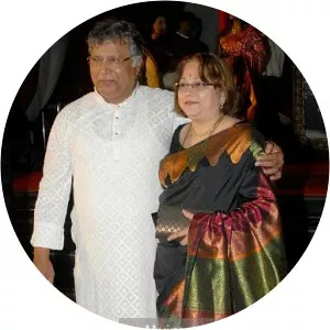 Vrushali Gokhle - Vikram Gokhale's wife