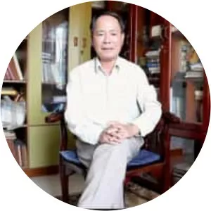 Vu Duc Sao Bien (Vũ Đức Sao Biển)