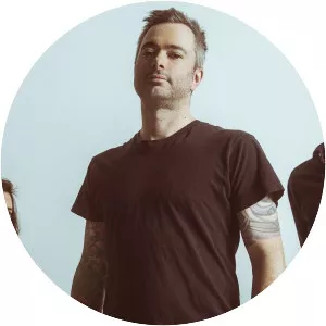 Vulgaires Machins - Musical group