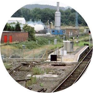 Waddon Marsh railway station - 