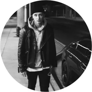 Walden Ash - Musical artist