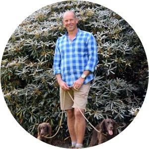 Walks with My DogSince 2017 - 2017 ‧ 2 seasons