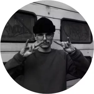 Wallace Cleaver - Musical artist