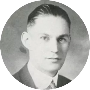 Wallace Parker - Football coach