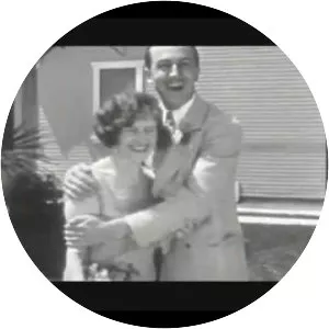 Walt: The Man Behind the Myth - 2001 ‧ Documentary ‧ 1h 59m