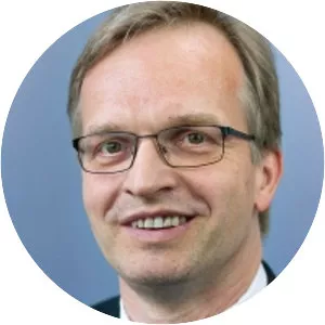 Walter Hilbrands - Theologian