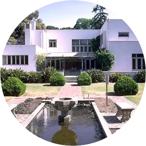 Walter L. Dodge House - Home