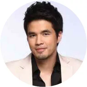 Wan Thanakrit - Thai singer