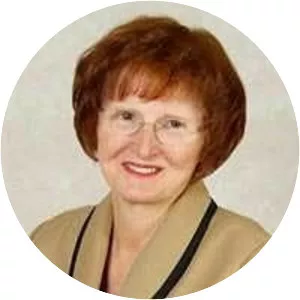 Wanda E. Brunstetter - Novelist