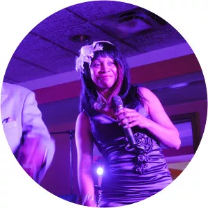 Wanda Makle - Singer