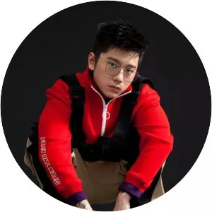 Wang Yi Tai (王以太) - Musical artist