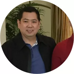 Warren Haryputra Tanoesoedibjo - Hary Tanoesoedibjo's son