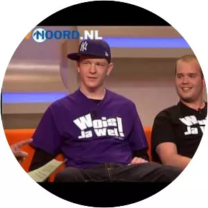 Wat Aans - Musical artist