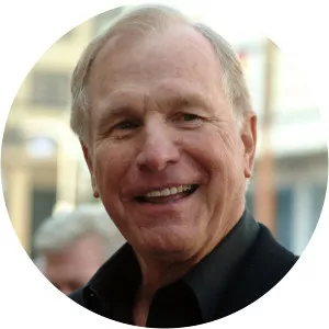 Wayne Rogers