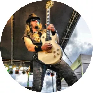 Wayne Swinny - Musical artist