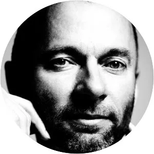 Wayne Tunnicliffe - Author