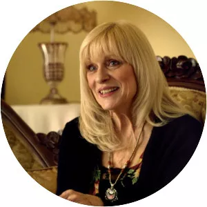 Wendy Cobain - Kurt Cobain's mother