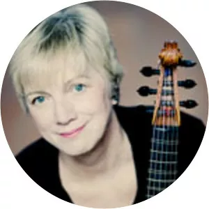 Wendy Gillespie - Musical artist